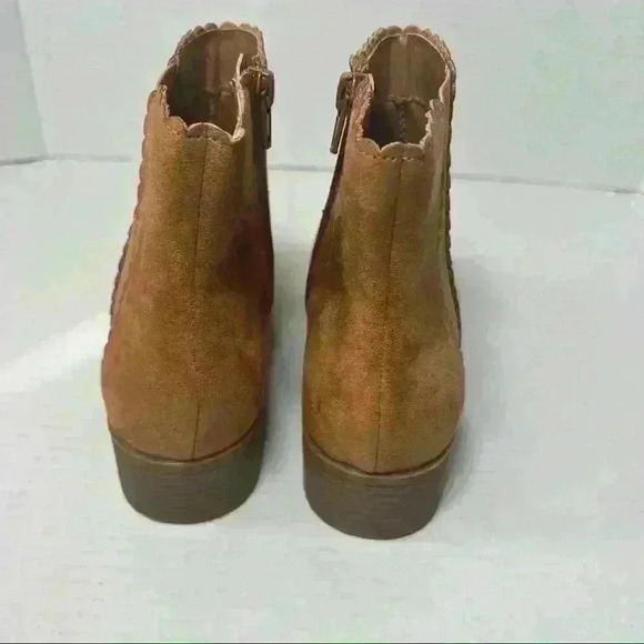 NWB CHARTER CLUB Womens Brown Goring Scalloped Daxi Round Toe Block Heel Sz 7 - Picture 3 of 7